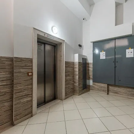 - Digital Nomad Apartment